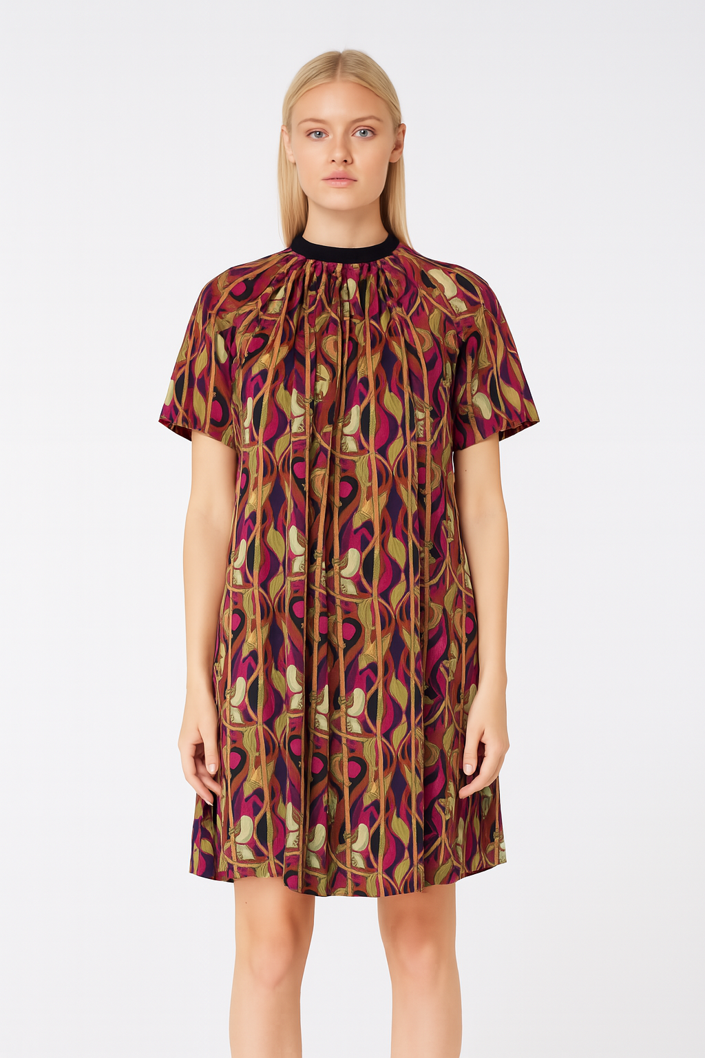 Hild Rief, Prim Frogleaves Dress